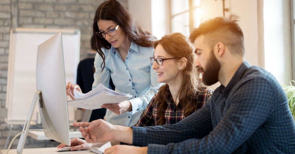 employee recognition program in use by three employees