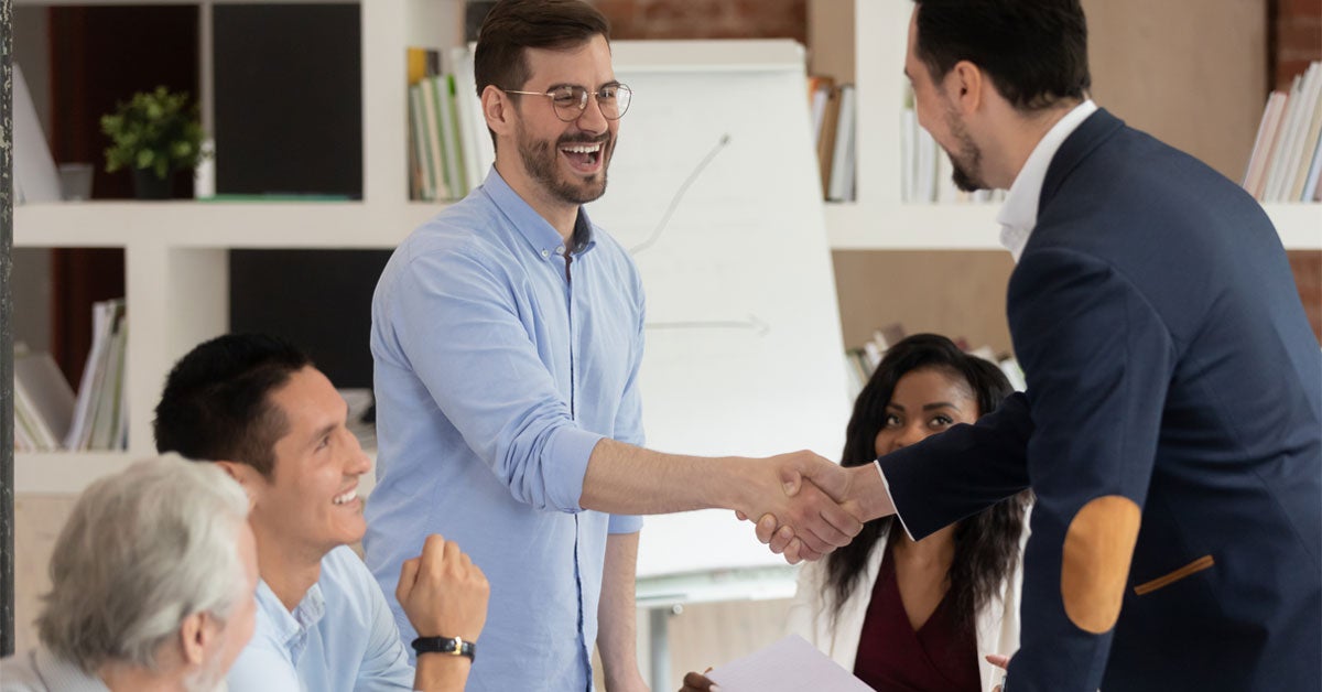 Employee receiving non-financial rewards 