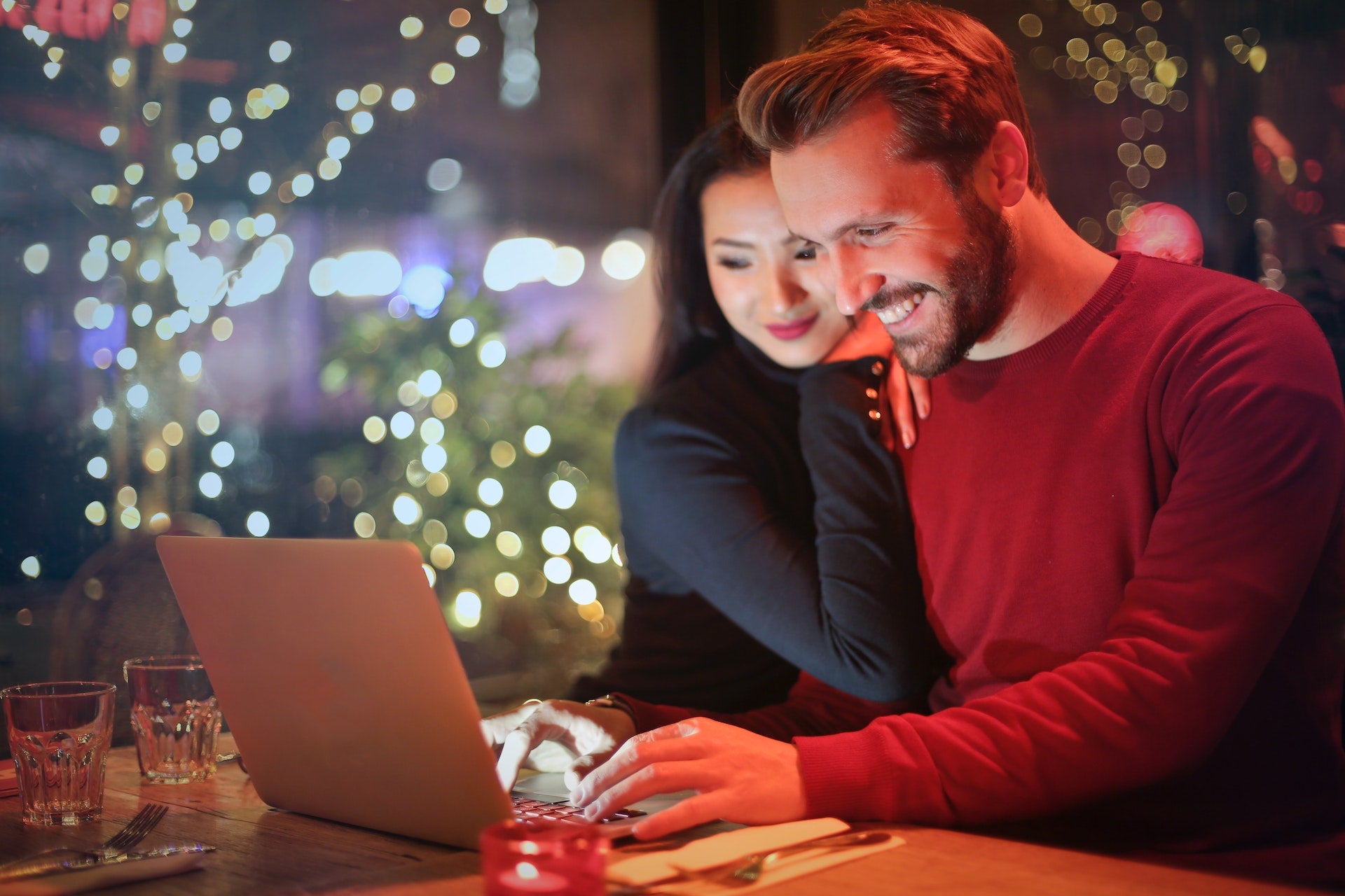 remote employee redeeming Christmas gifts